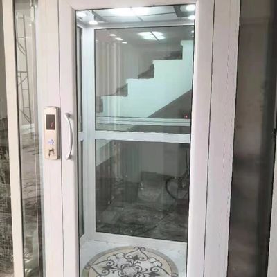 水力機械室 4.7 kW モーターと 220V 電源 14.5 M 最大高さ